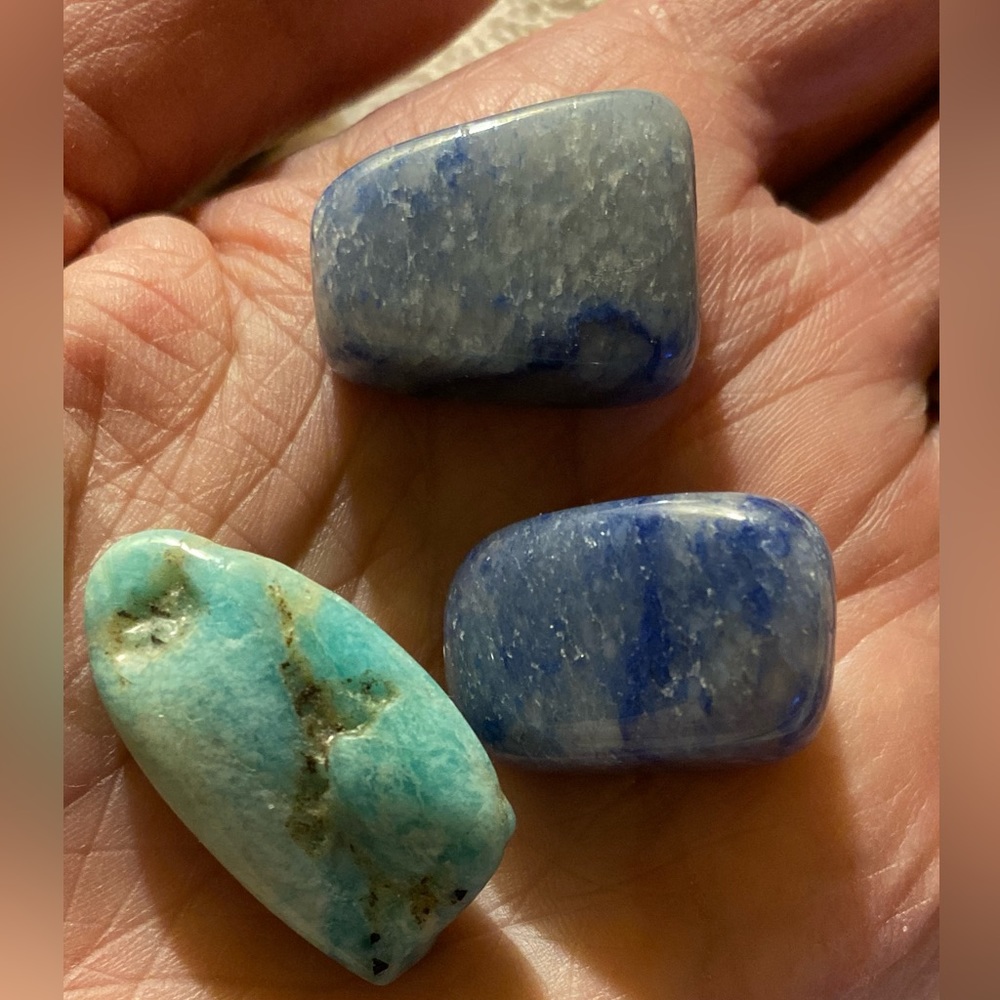 10 various stone/crystal natural & smooth tumbles, varying sizes & colors